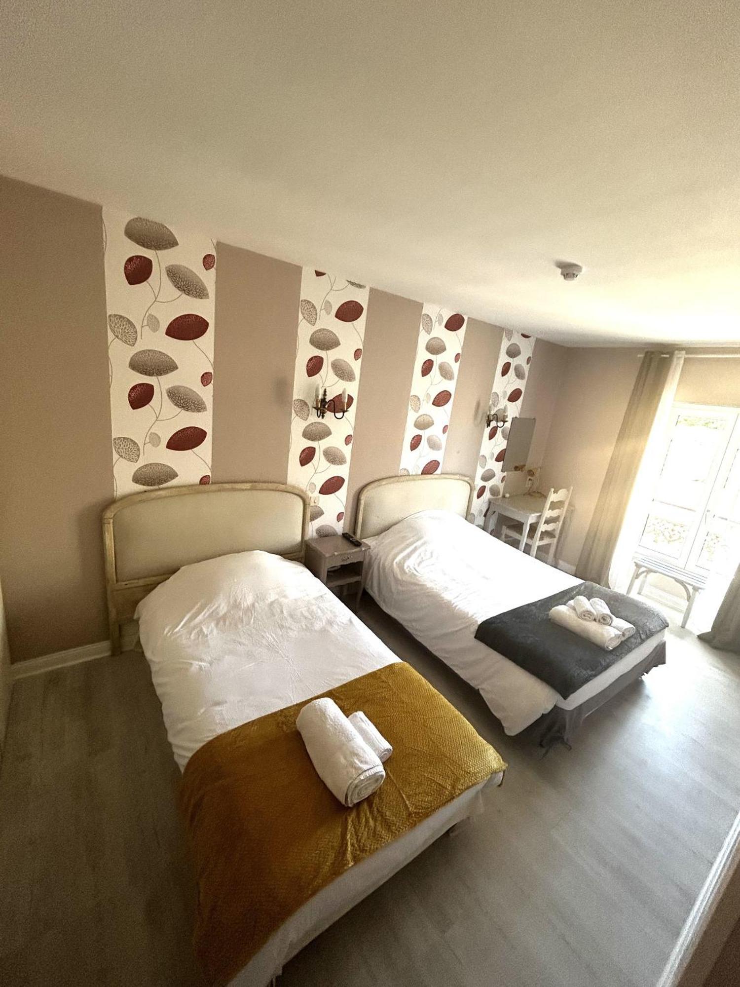 Hotel Central Chaunay Ruang foto